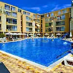 Vp Kamelia Garden Appartement *